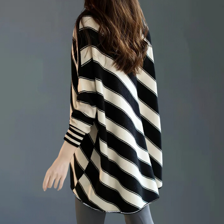 Women | Diagonal Striped Sweater