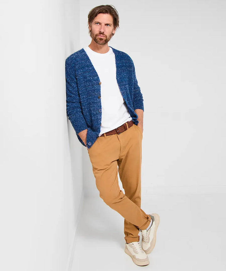 Men | V-neck knit sweater